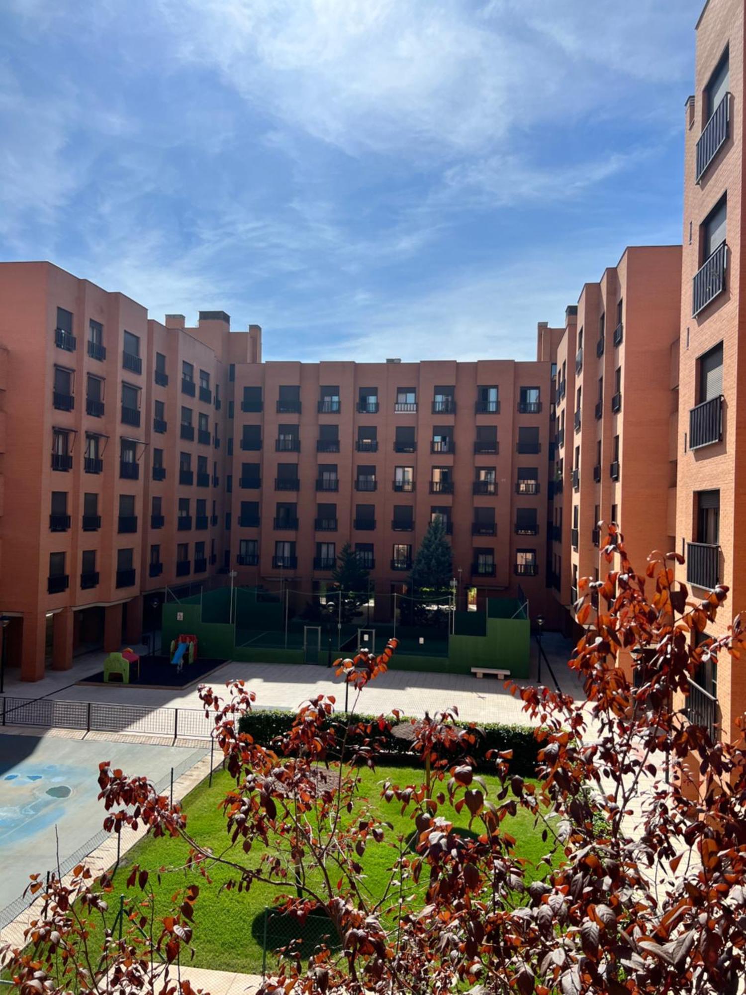 Samaniego Suite, Airport, Ifema Turistico Madrid Exterior foto