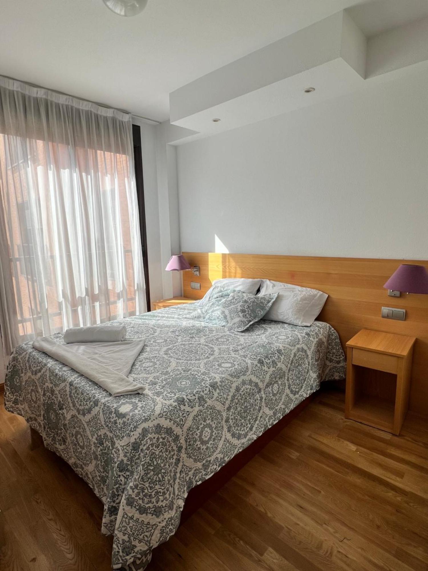 Samaniego Suite, Airport, Ifema Turistico Madrid Exterior foto